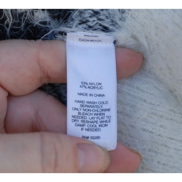 Express Women's Black and Cream Aztec Knit Shaggy S/P Long Sleeve Sweater - Picture 5 of 5